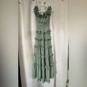 Amable by Mable flouncy, layered ruffle party gown. Size M